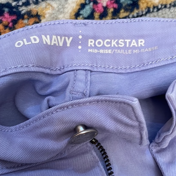 Old Navy Rockstar Lavender Jeans Size 4 - Picture 2 of 3